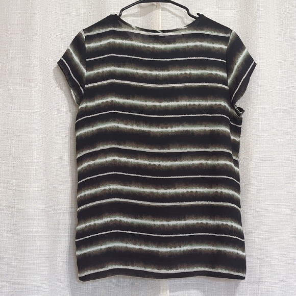 The Limited Women's Top Striped Black and‎ Gray Short Sleeves Lightweight Medium - Picture 6 of 6